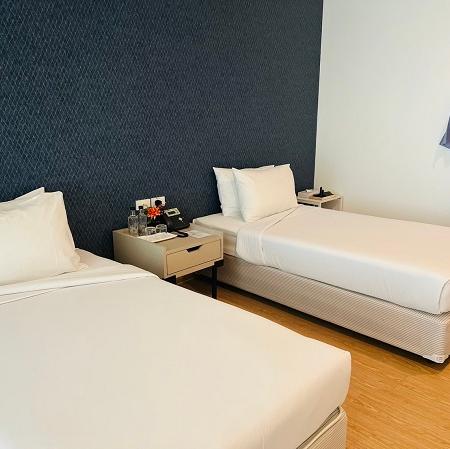 MIRACLE TRANSIT HOTEL  MIRACLE TRANSIT HOTEL